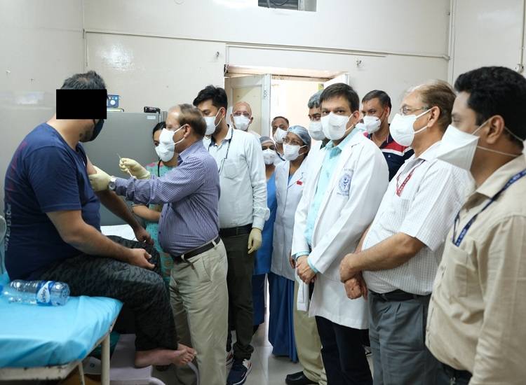 aiims_072520121154.jpg