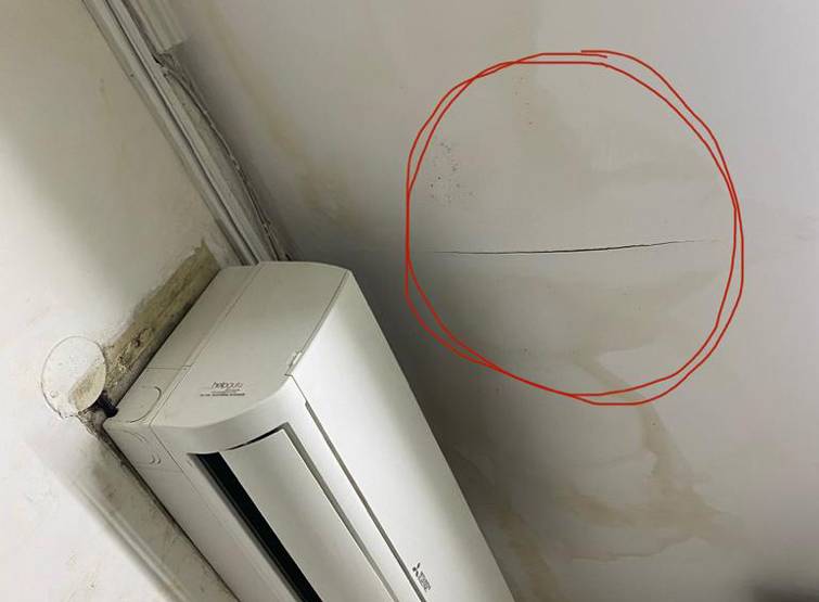 ceiling_080720120817.jpg ceiling_080720120817.jpg