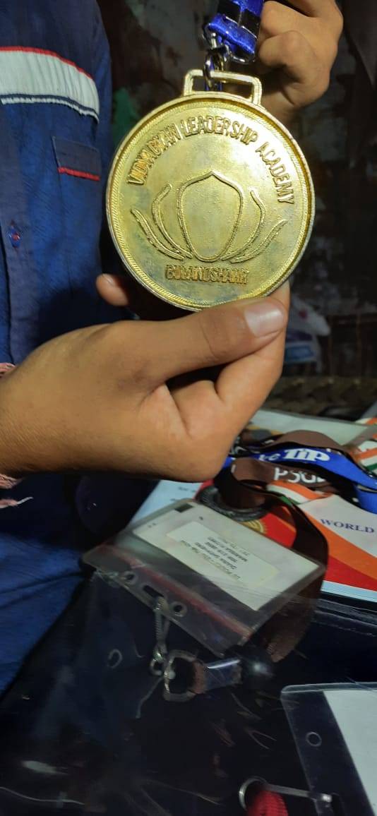 medal_081220025629.jpg medal_081220025629.jpg