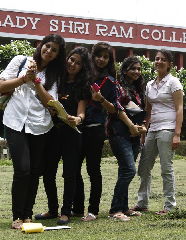 These are the top 10 Arts colleges of the country Photos1