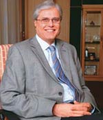 Nimesh Kampani Chairman, Jm