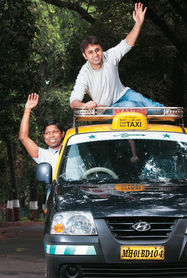 Bookmycab.com CEO Avinash Gupta (left) with IIT-Bombay alumnus Rajat Deshpande