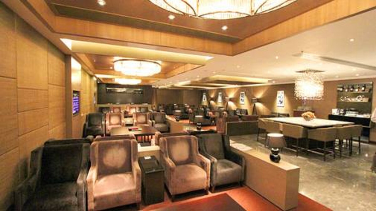 Even Debit Card Gives You Airport Lounge Access Here S How