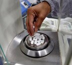 Aurobindo, Kinvan, K'taka Antibiotics first to get PLI for drugs - Vimarsana News