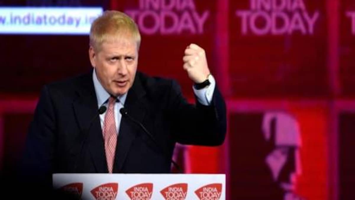 Uk Mps Overwhelmingly Back Boris Johnson S Brexit Deal