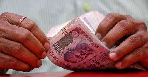 Rupee Vs Dollar Rupee Jumps 32 Paise To 75 30 Amid Fund Inflows Weak Dollar