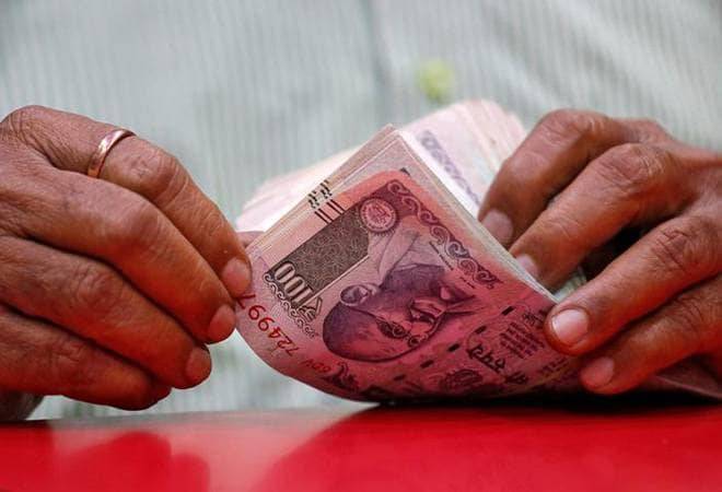 Rupee Vs Dollar Rupee Rises 21 Paise To 75 30 Per Dollar As Pm S Economic Booster Aids Sentiments