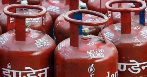 One crore more free LPG connections in 2 years, easier access to cooking gas planned: Oil Secretary - Vimarsana News