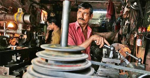 Climate change may hurt Indian manufacturing sector due to heat stress on workers - Business Today