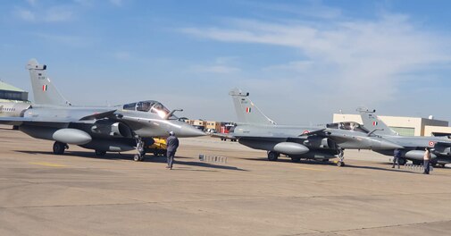 Congress raises Rafale defence deal again after French media's 1.1 million commission claim - Vimarsana News