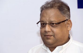 Jhunjhunwala sees a fresh bull market despite pandemic effect; bets big on realty, infra, IT sectors