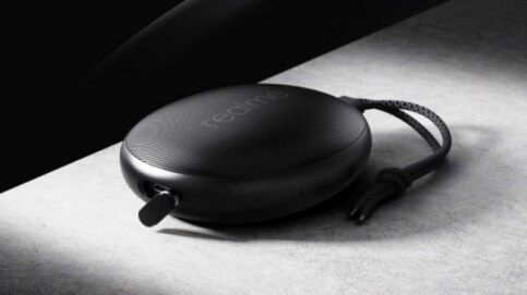 Realme launches its first portable Bluetooth speaker and Buds Q2 wireless earbuds - Vimarsana News