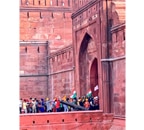 Tractor rally: Protesters take over Red Fort, hoist flag from ramparts - Vimarsana News
