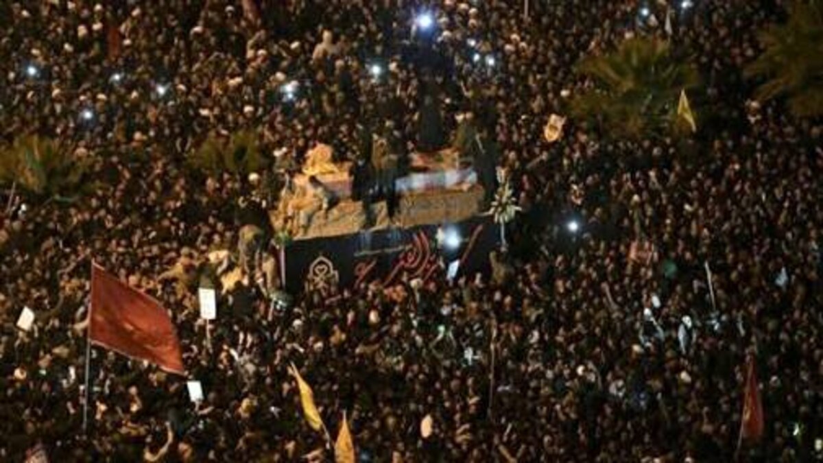 Stampede At Iranian General Qassem Soleimani S Funeral Kills 35