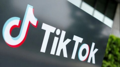 TikTok reveals it can collect biometric data of users in the US in its new privacy policy - Vimarsana News