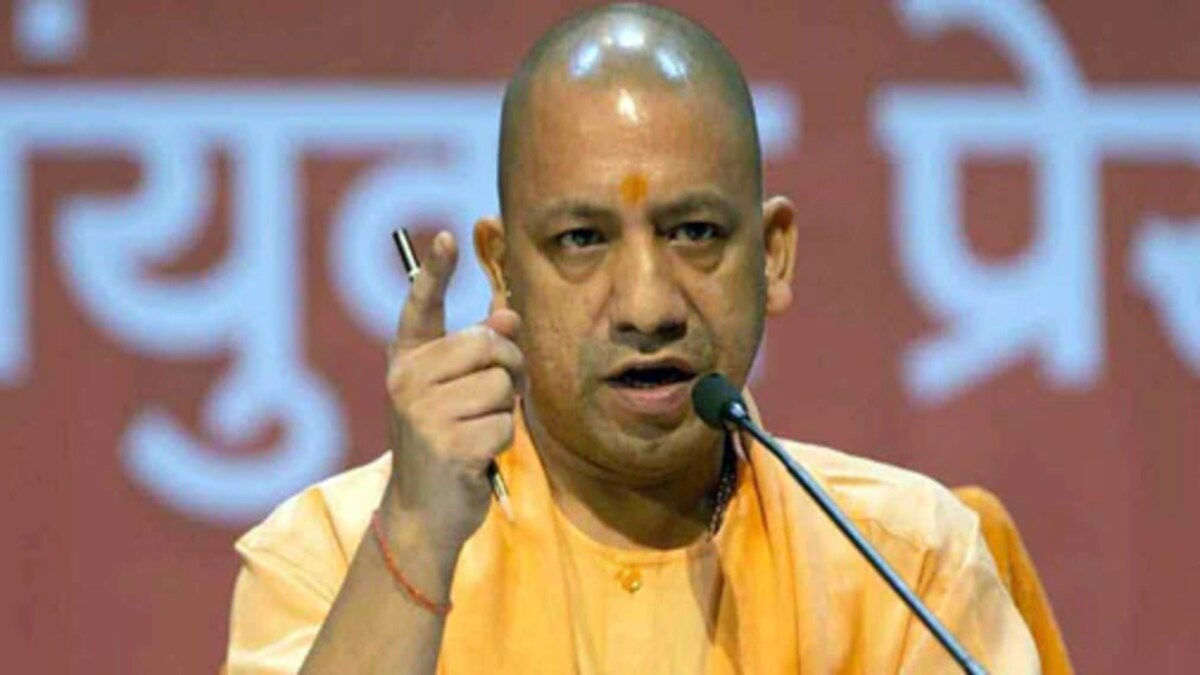 Up Cm Yogi Adityanath Tests Positive For Covid Isolates Himself