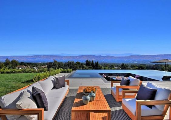 7 Photographs That Take You Inside Priyanka Chopra And Nick Jonas S Stunning L A Home Bollywood actress priyanka chopra and musician nick jonas stand for photographs at their wedding reception in mumbai, india, wednesday, dec 19, 2018. inside priyanka chopra and nick