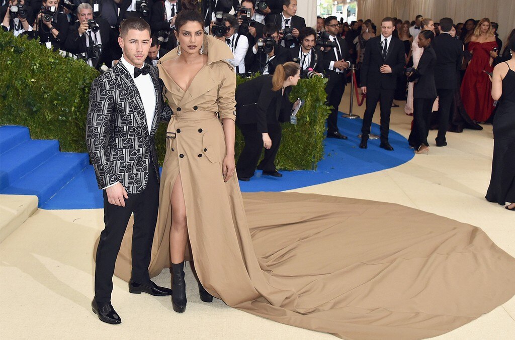 priyanka nick met gala