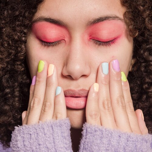 nails