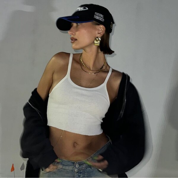Hailey Bieber