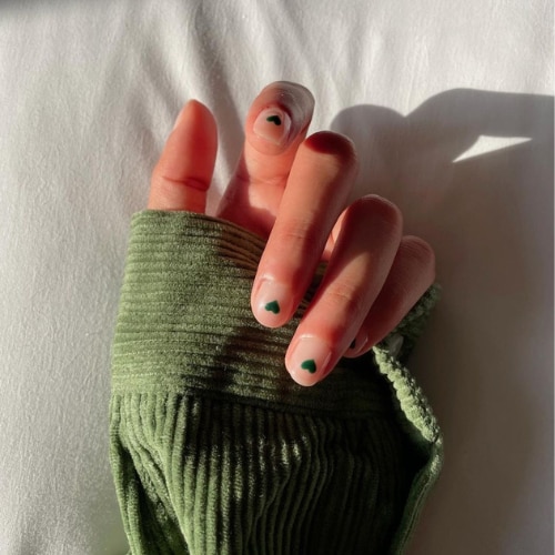 nails