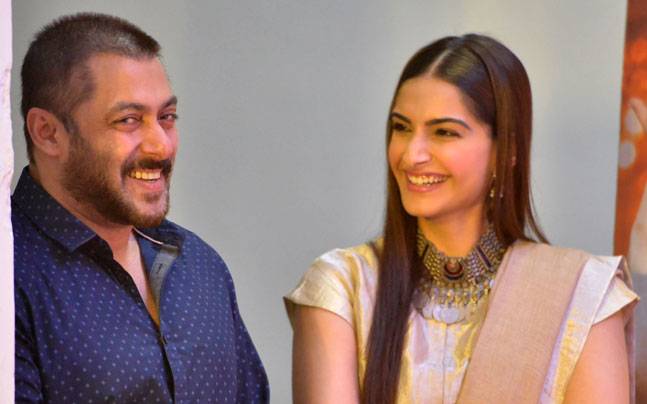 Here's How Bollywood Wished Salman Khan On His Birthday! - Celebrity ...