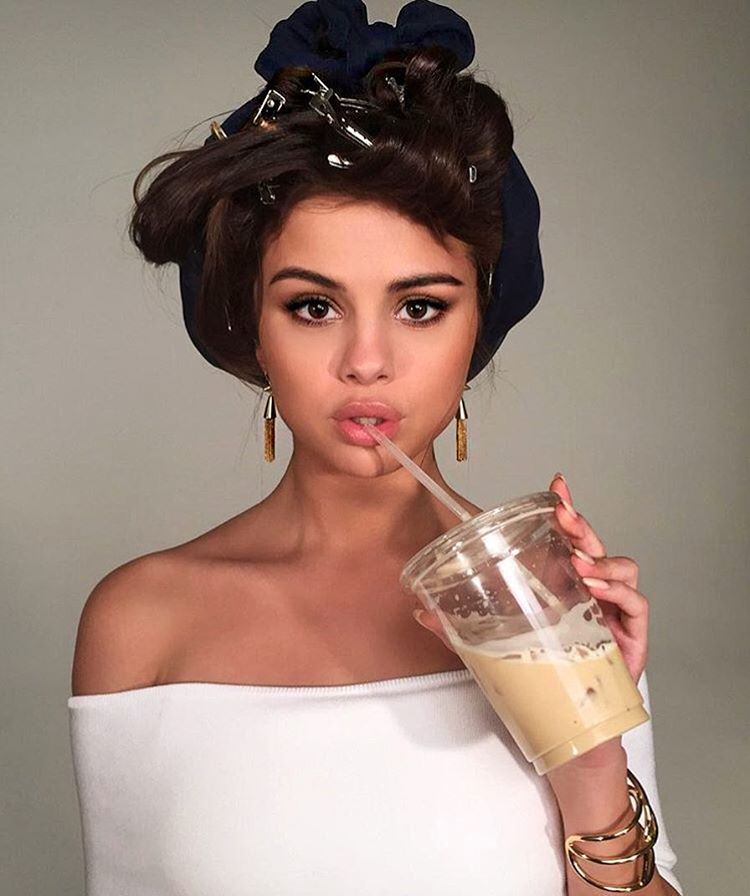 Selena Gomez Reveals The Secret To Being Good At Instagram
