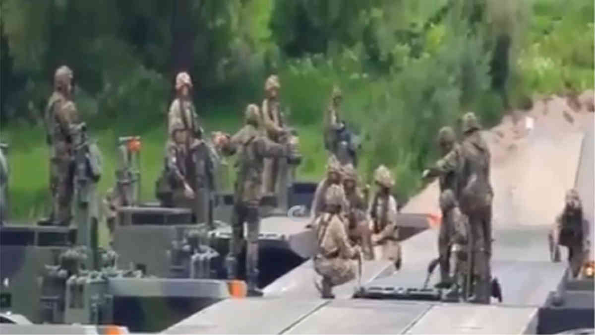 ফ্যাক্ট চেক: ভারতীয় সেনার নাম করে ভাইরাল বিদেশি সেনার ভিডিও