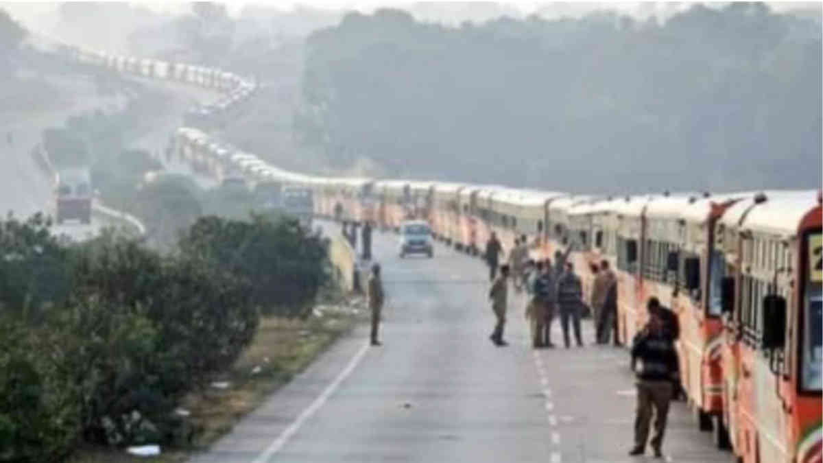 ফ্যাক্ট চেক: কুম্ভ মেলার এই ছবির সঙ্গে প্রিয়াঙ্কা গান্ধীর পাঠানো বাসের কোনো সম্পর্ক নেই
