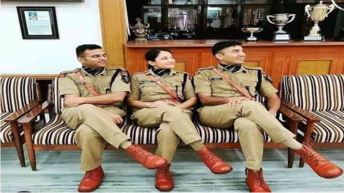 ফ্যাক্ট চেক: বিভ্রান্তিকর দাবী করে ভাইরাল এই তিন আইপিএস অফিসারের ছবি