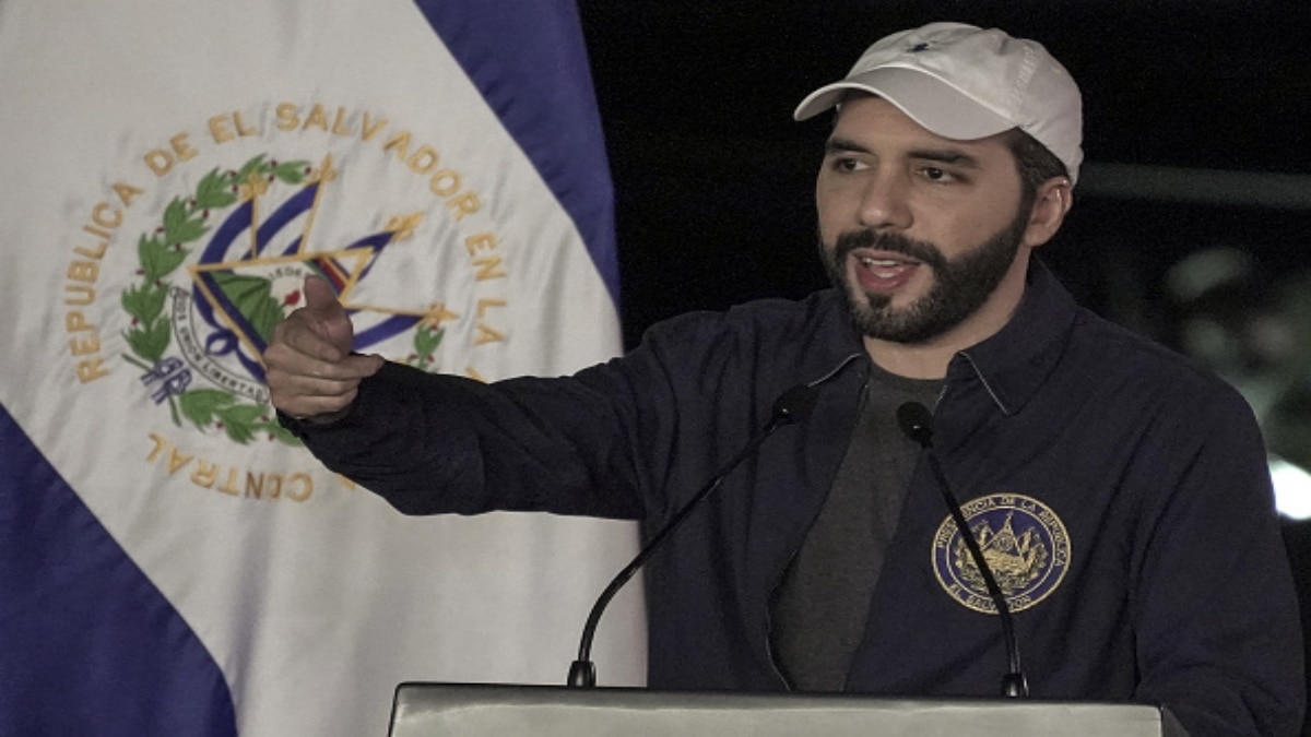 El Salvador made Bitcoin legal currency. The country is in major trouble now El Salvador made Bitcoin legal currency. The country is in major trouble now