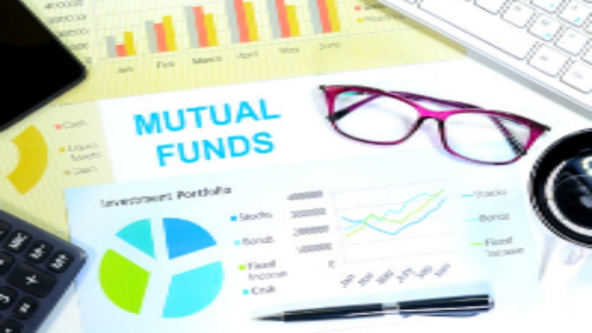Here's how to identify best mutual funds to invest in