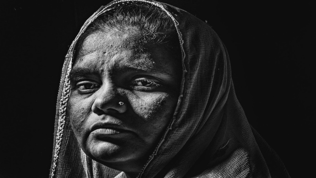 Bilkis Bano Case: SC issues notice to Gujarat govt, Centre over release of 11 gangrape convicts