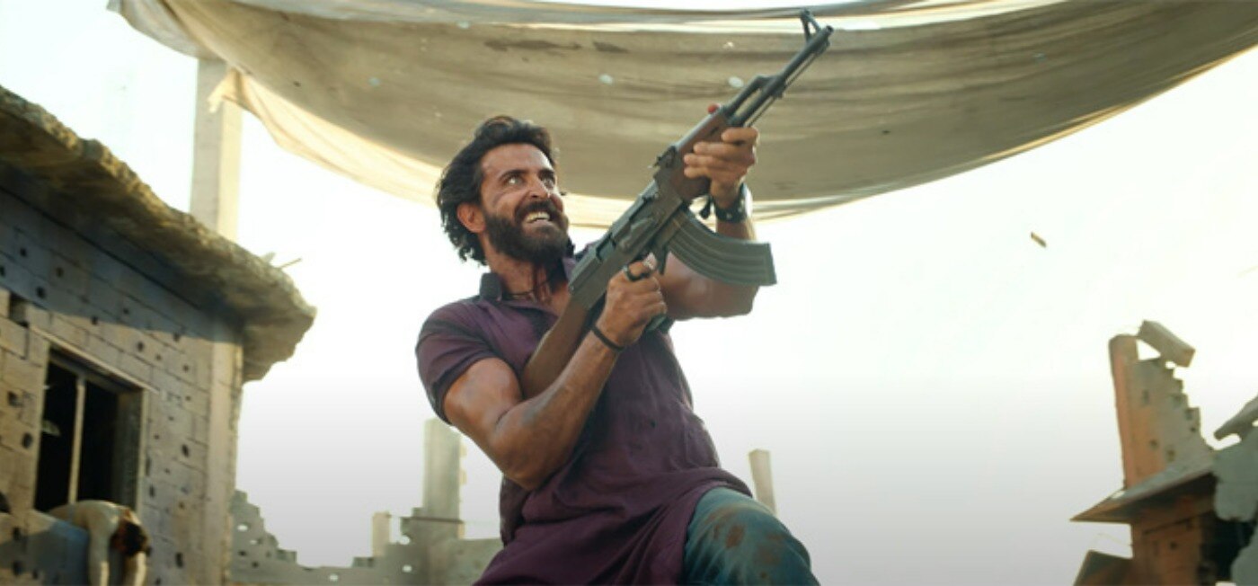 Vedha getting more action scenes is a major difference from the Tamil original (photo- Vikram Vedha trailer) Vedha getting more action scenes is a major difference from the Tamil original (photo- Vikram Vedha trailer)