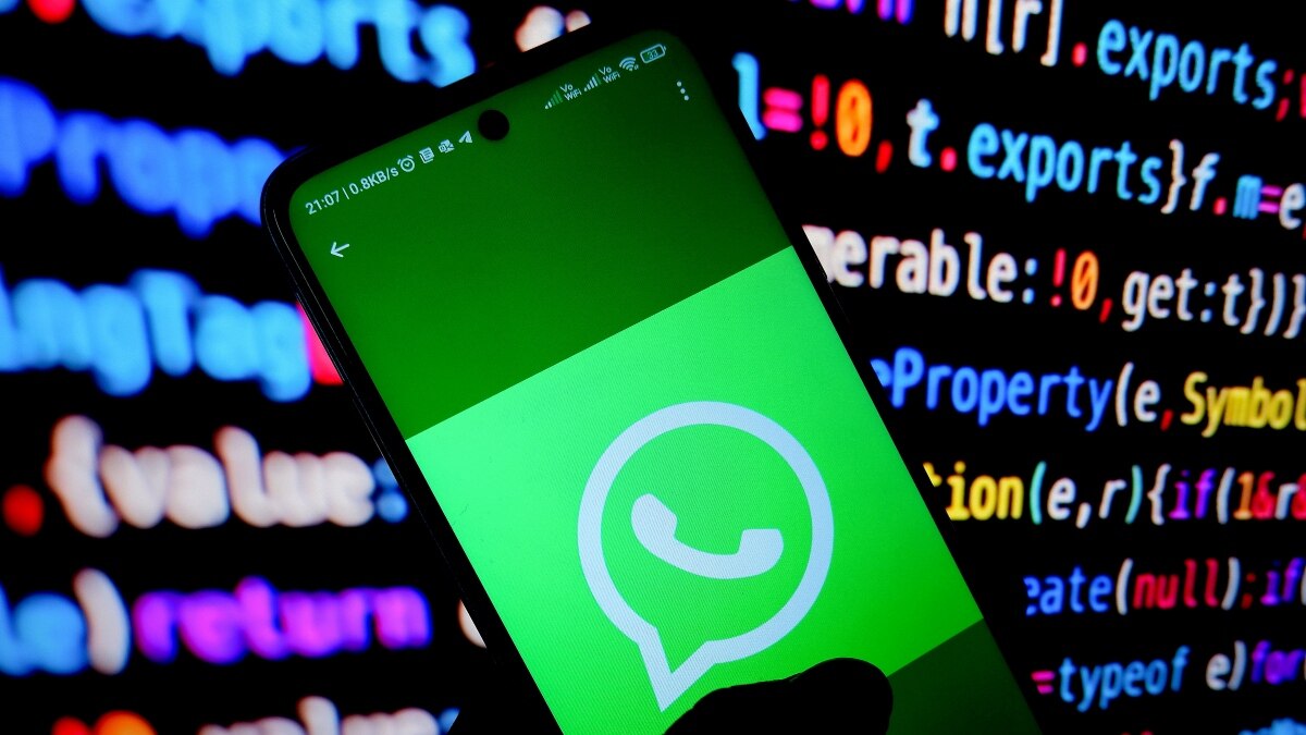 WhatsApp is back again after an outage. But the memes are here to stay