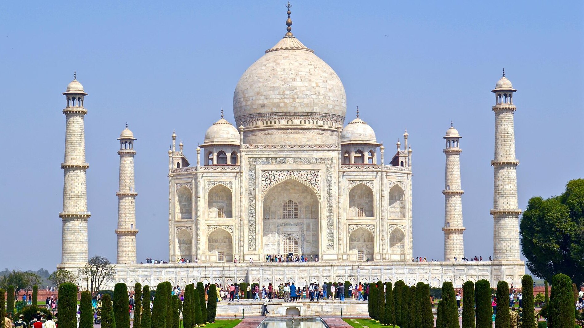 Taj Mahal slapped with a Rs 1 crore tax notice (yes, the only Taj Mahal you know) Taj Mahal slapped with a Rs 1 crore tax notice (yes, the only Taj Mahal you know)