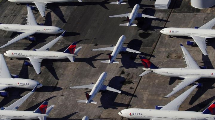 All flights across the US have been grounded due to a glitch. Yes, every single one. All flights across the US have been grounded due to a glitch. Yes, every single one.