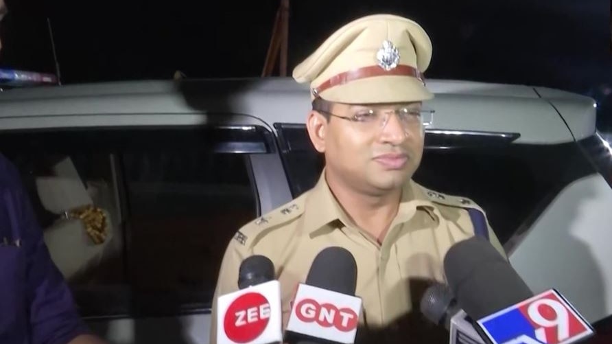 18-yr-old raped, murdered in Mumbai hostel room, accused security guard found dead 18-yr-old raped, murdered in Mumbai hostel room, accused security guard found dead