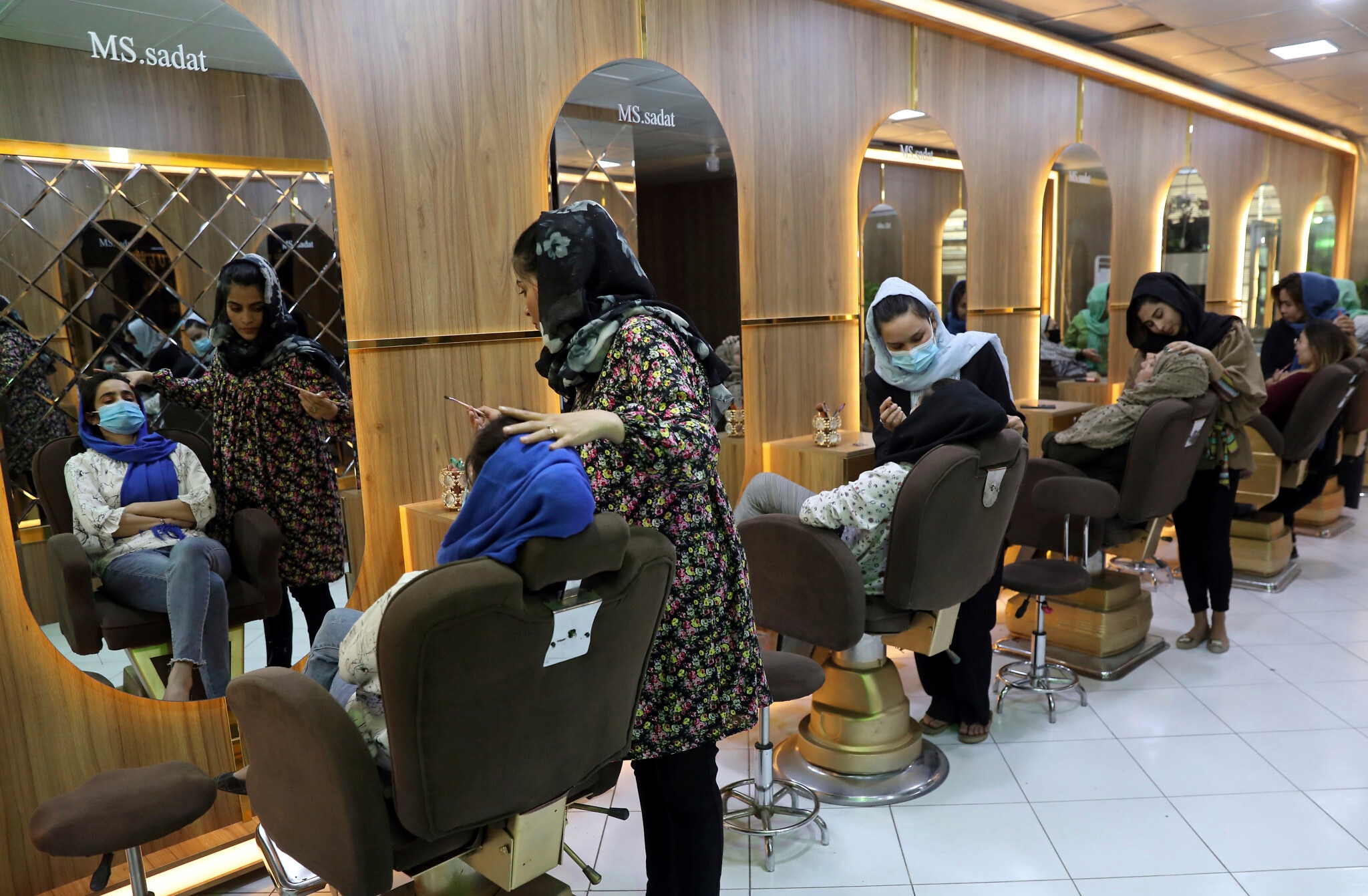 Taliban shuts Afghanistan beauty salons, adding to the list of restrictions Taliban shuts Afghanistan beauty salons, adding to the list of restrictions