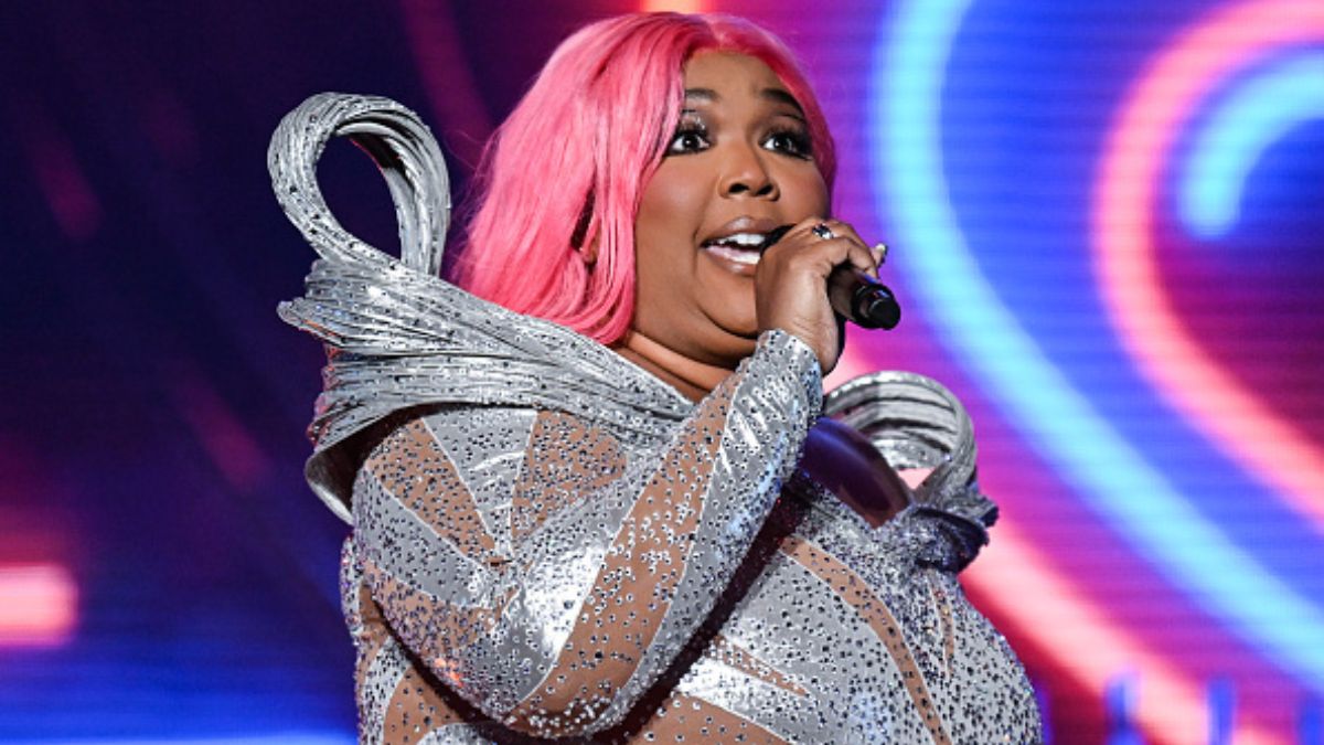 Rapper Lizzo countersues former backup dancers following harassment lawsuit