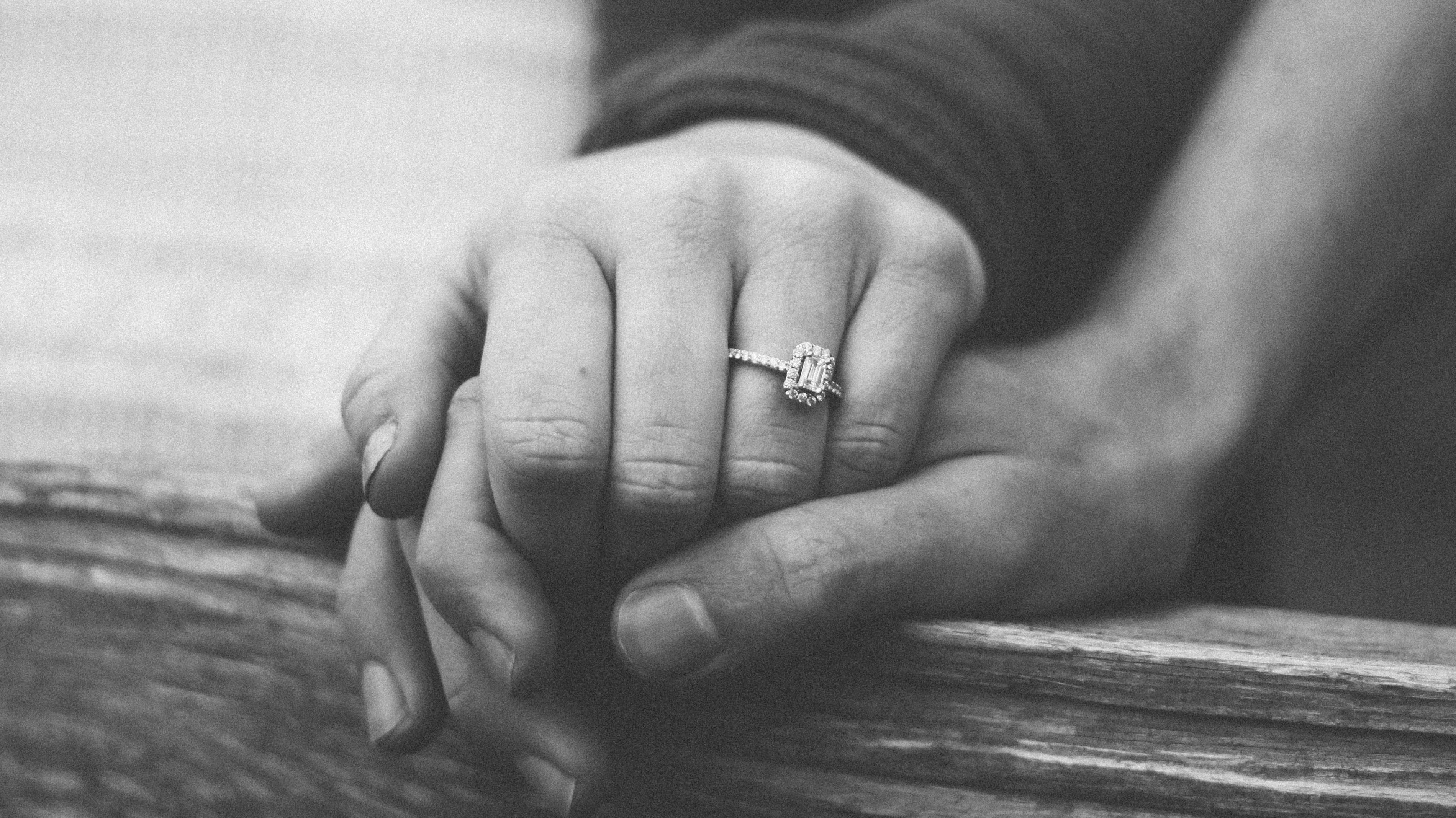 A group invited single men to 'wife swap' parties in a Chennai flat. Neighbours called the cops