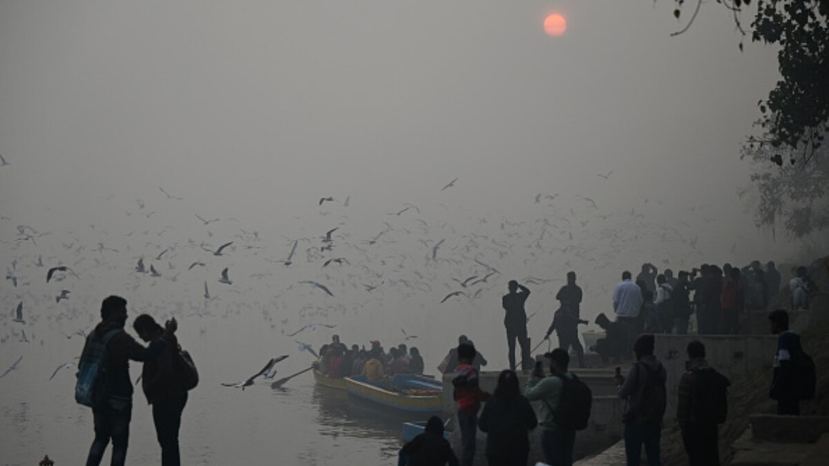 After brief relief, Delhi's AQI plunges back to Severe category