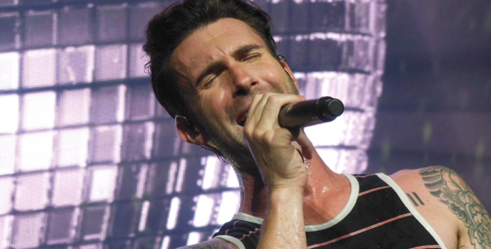 adam_levine2_121314024646.jpg