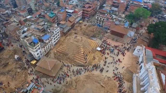 nepal-4_042815050231.gif