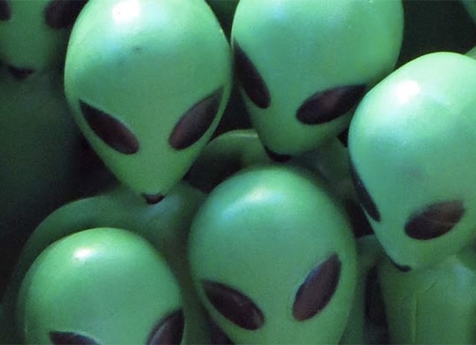 aliens_080317071824.jpg aliens_080317071824.jpg