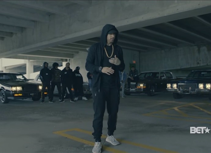 eminem_101217023607.jpg eminem_101217023607.jpg