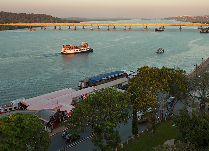 body_020618042509.jpg body_020618042509.jpg