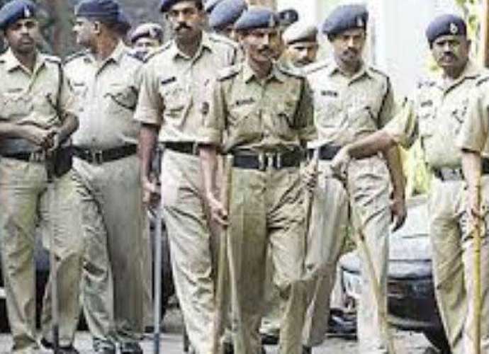 Why is the citizenry craving instant justice? Perhaps because of the inaction of the same police that is delivering it now. Photo for representation: India Today Why is the citizenry craving instant justice? Perhaps because of the inaction of the same police that is delivering it now. Photo for representation: India Today