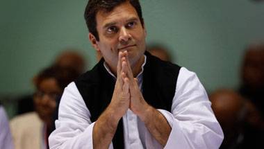 নরেন্দ্রমোদী, ফিরোজগান্ধী, রাজীবগান্ধী, রাহুলগান্ধী