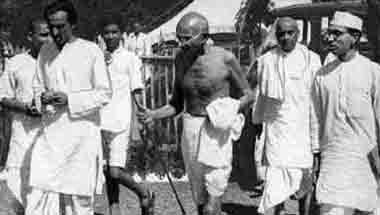 ন্যাশনাল আর্কাইভ, সবরমতী আশ্রম, ভারতীয় কৃষক, মহাত্মা গান্ধী